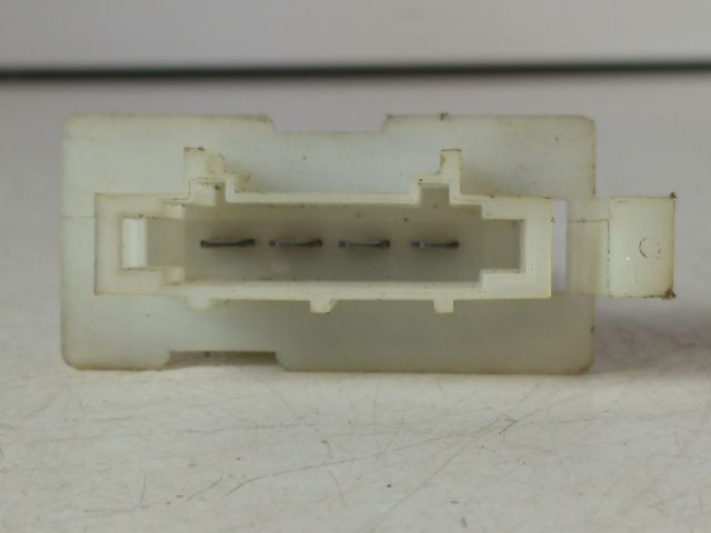 bontott OPEL CORSA C Előtét Ellenállás Fűtőmotor