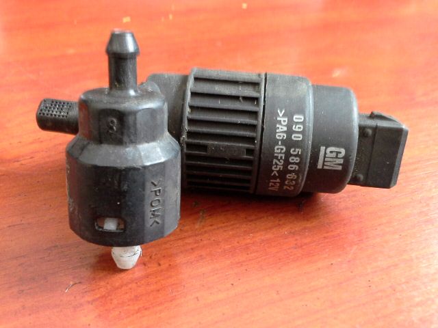 bontott OPEL CORSA C Első Ablakmosó Szivattyú