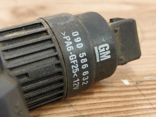 bontott OPEL CORSA C Első Ablakmosó Szivattyú