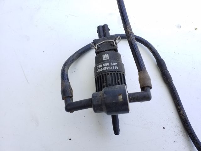 bontott OPEL CORSA C Első Ablakmosó Szivattyú