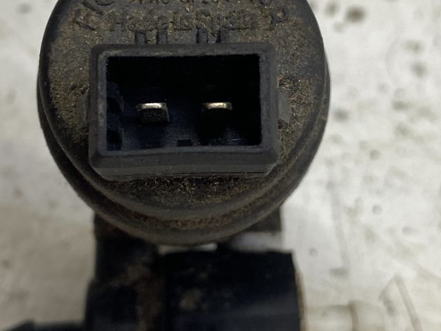 bontott OPEL CORSA C Első Ablakmosó Szivattyú