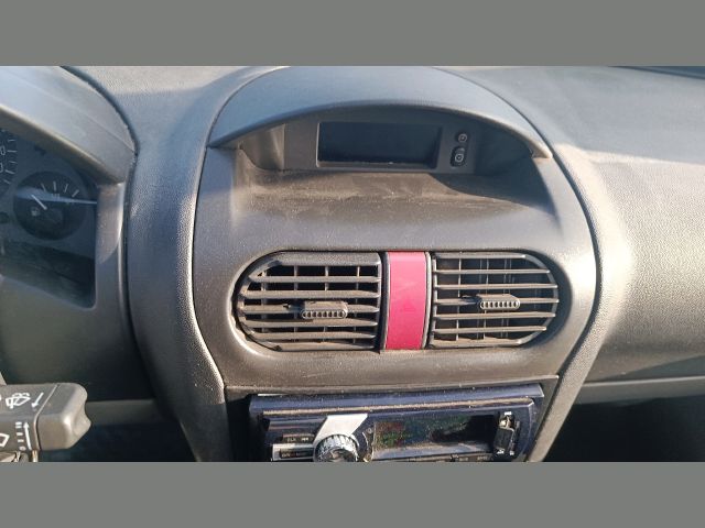 bontott OPEL CORSA C Első Ablaktekerő Kar