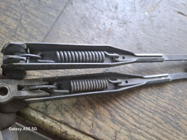 bontott OPEL CORSA C Első Ablaktörlő Kar