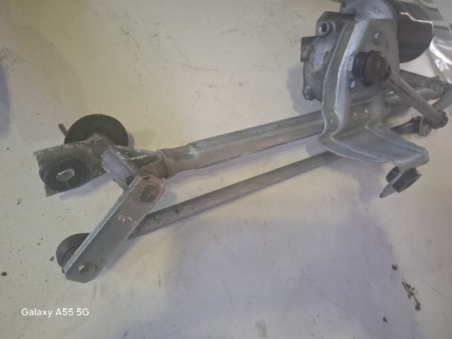 bontott OPEL CORSA C Első Ablaktörlő Szerkezet Motorral