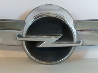 bontott OPEL CORSA C Első Embléma