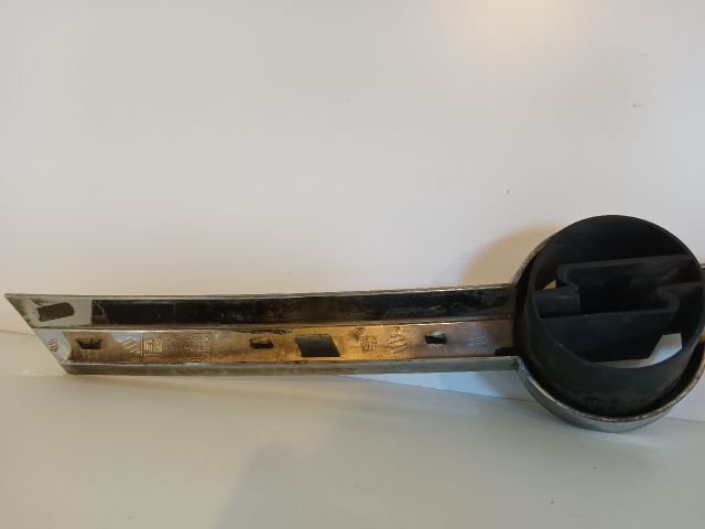 bontott OPEL CORSA C Első Embléma