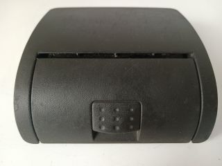 bontott OPEL CORSA C Első Hamutartó