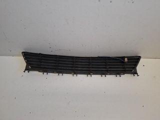 bontott OPEL CORSA C Első Lökhárító Alsó Középső Díszrács