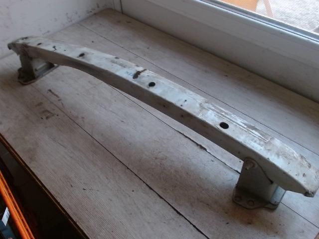 bontott OPEL CORSA C Első Lökhárító Merevítő (Fém)