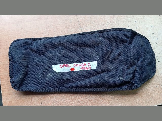 bontott OPEL CORSA C Emelő