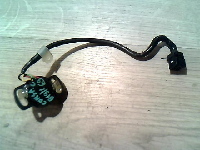 bontott OPEL CORSA C Fojtószelep Jeladó