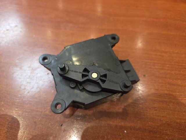 bontott OPEL CORSA C Fűtés Állító Motor