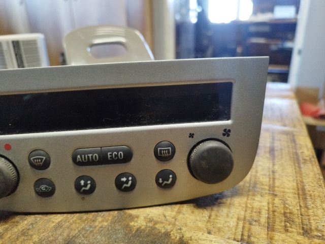 bontott OPEL CORSA C Fűtéskapcsoló (digit klímás)