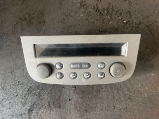 bontott OPEL CORSA C Fűtéskapcsoló (digit klímás)