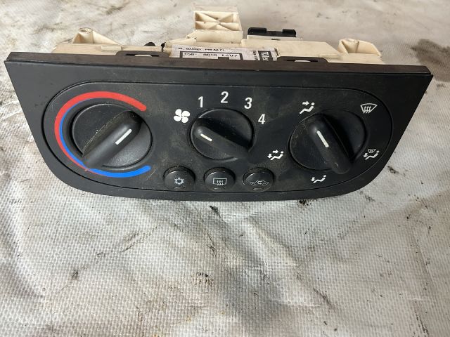 bontott OPEL CORSA C Fűtéskapcsoló (manuális klímás)