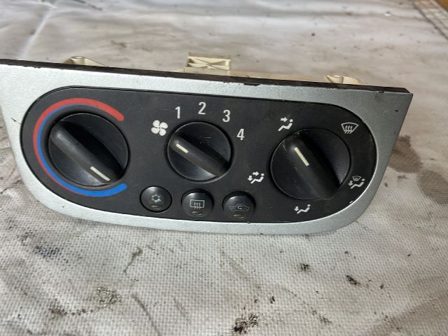 bontott OPEL CORSA C Fűtéskapcsoló (manuális klímás)