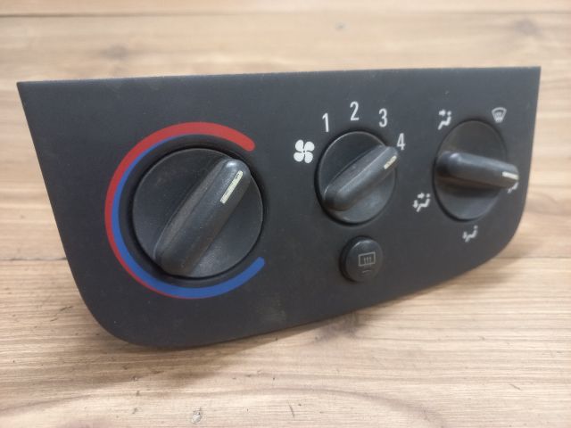 bontott OPEL CORSA C Fűtéskapcsoló (Nem klímás)