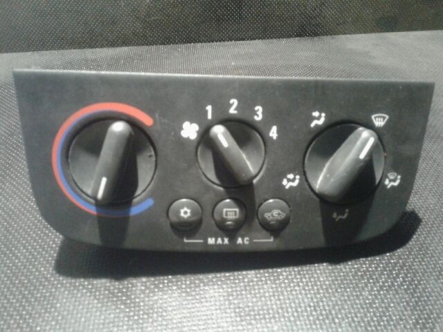 bontott OPEL CORSA C Fűtéskapcsoló