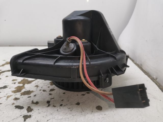 bontott OPEL CORSA C Fűtőmotor (Nem klímás)