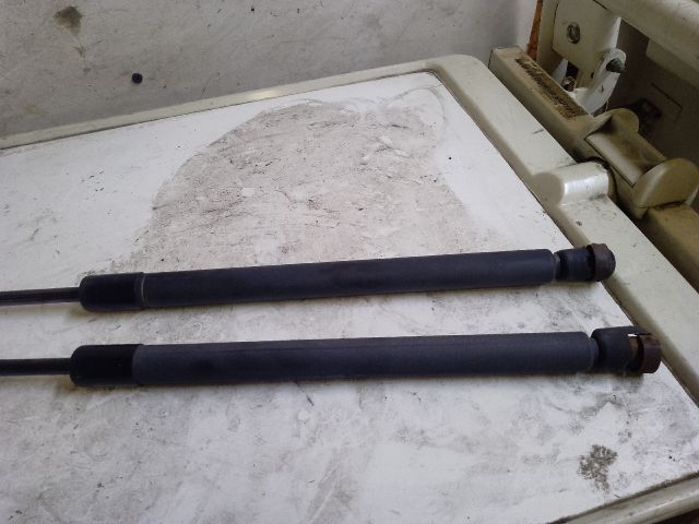 bontott OPEL CORSA C Gázrugós Kitámasztó Teleszkóp Pár Csomagtérajtó