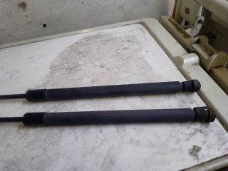 bontott OPEL CORSA C Gázrugós Kitámasztó Teleszkóp Pár Csomagtérajtó