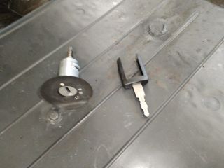 bontott OPEL CORSA C Gyújtáskapcsoló Zárbetét