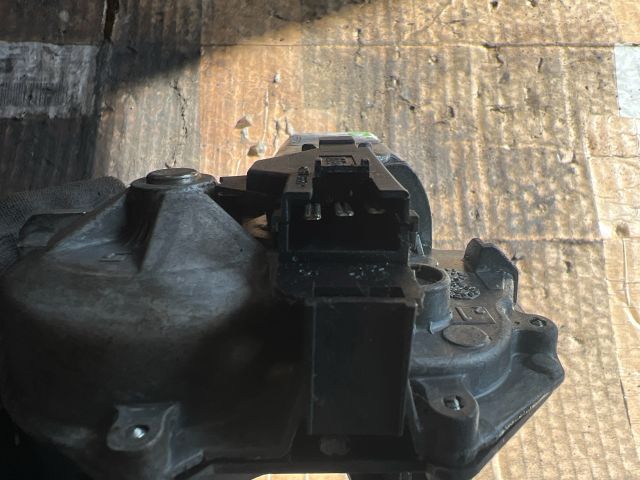 bontott OPEL CORSA C Hátsó Ablaktörlő Motor