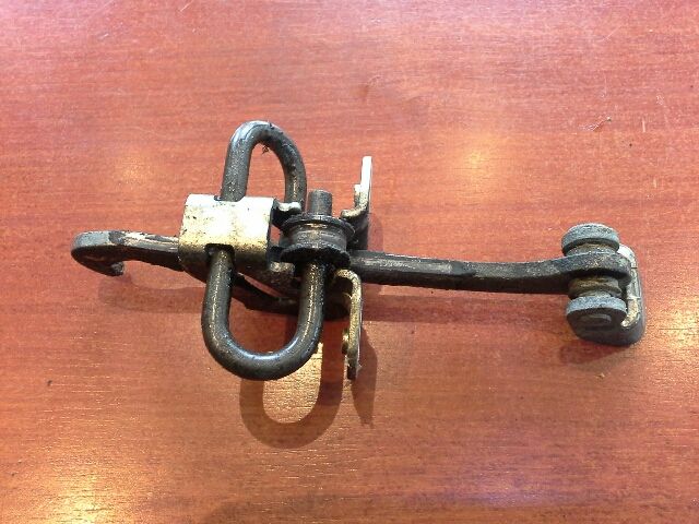 bontott OPEL CORSA C Hátsó Ajtóhatároló