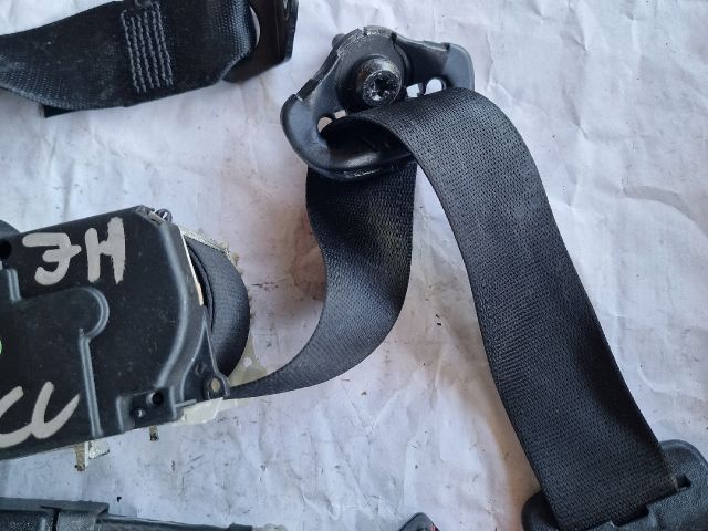 bontott OPEL CORSA C Hátsó Biztonsági Öv Szett