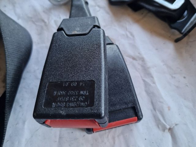 bontott OPEL CORSA C Hátsó Biztonsági Öv Szett