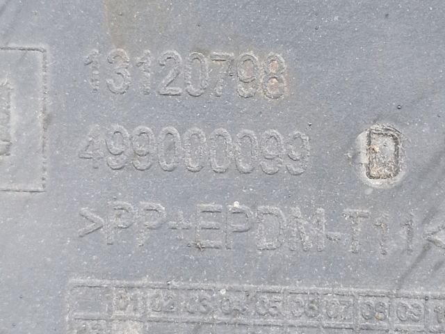 bontott OPEL CORSA C Hátsó Lökhárító (Részeivel)