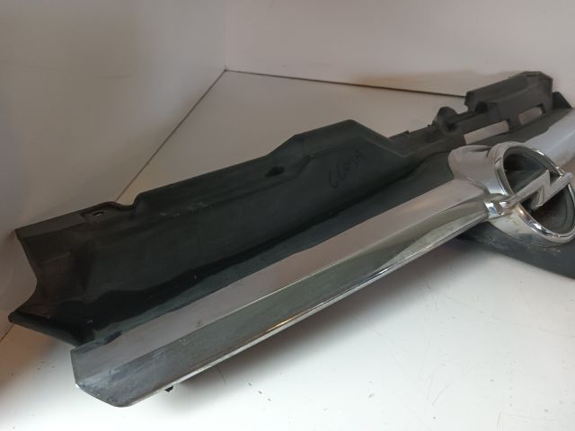 bontott OPEL CORSA C Hűtőrács