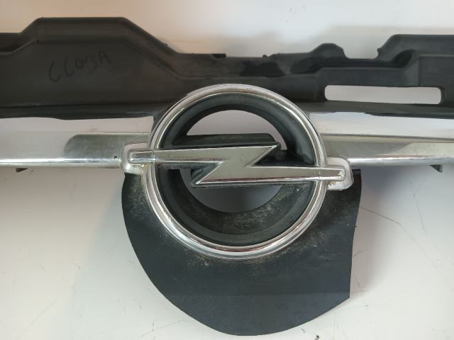 bontott OPEL CORSA C Hűtőrács