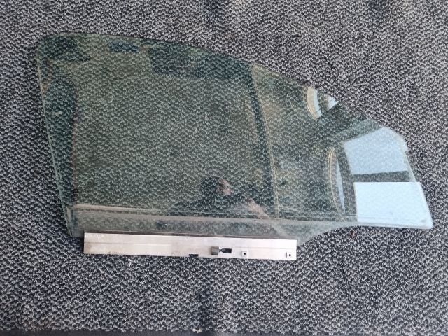 bontott OPEL CORSA C Jobb első Ablak