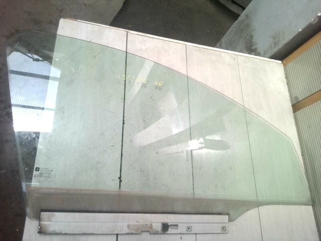 bontott OPEL CORSA C Jobb első Ablak