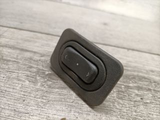 bontott OPEL CORSA C Jobb első Ablakemelő Kapcsoló