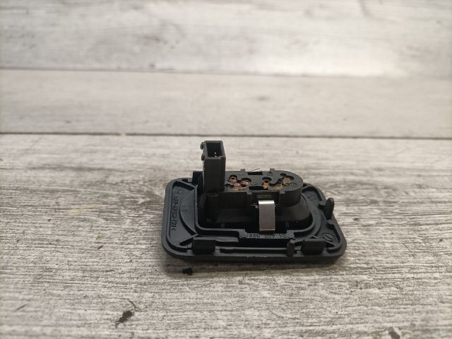 bontott OPEL CORSA C Jobb első Ablakemelő Kapcsoló