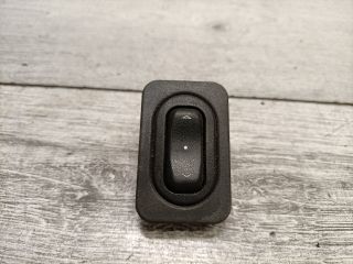 bontott OPEL CORSA C Jobb első Ablakemelő Kapcsoló