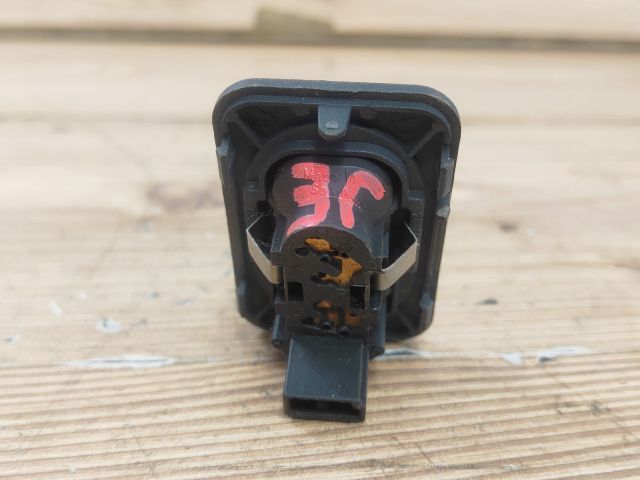 bontott OPEL CORSA C Jobb első Ablakemelő Kapcsoló