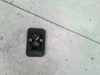 bontott OPEL CORSA C Jobb első Ablakemelő Kapcsoló