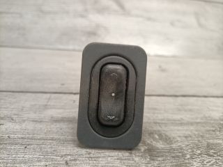 bontott OPEL CORSA C Jobb első Ablakemelő Kapcsoló