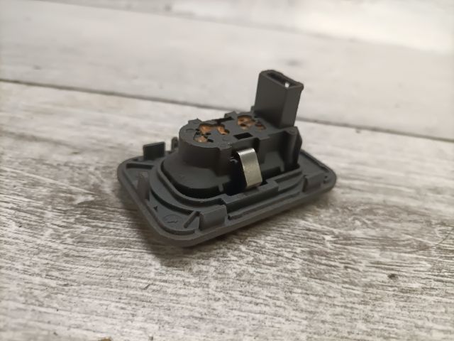 bontott OPEL CORSA C Jobb első Ablakemelő Kapcsoló