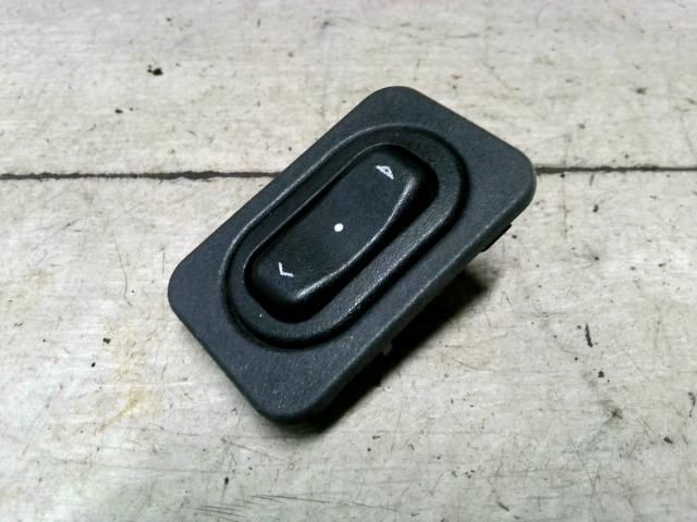 bontott OPEL CORSA C Jobb első Ablakemelő Kapcsoló