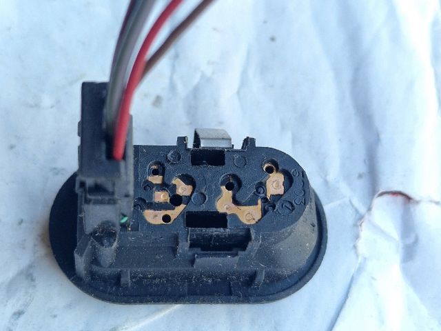 bontott OPEL CORSA C Jobb első Ablakemelő Kapcsoló