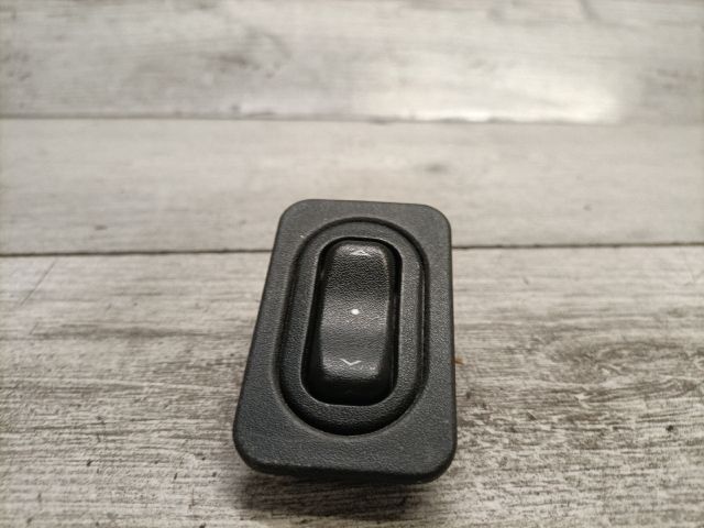 bontott OPEL CORSA C Jobb első Ablakemelő Kapcsoló