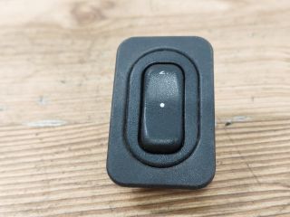 bontott OPEL CORSA C Jobb első Ablakemelő Kapcsoló