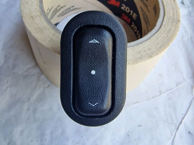 bontott OPEL CORSA C Jobb első Ablakemelő Kapcsoló