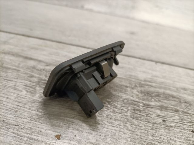 bontott OPEL CORSA C Jobb első Ablakemelő Kapcsoló