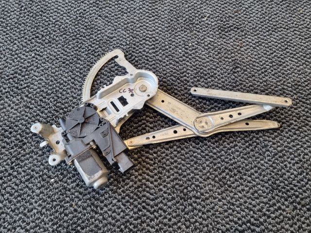 bontott OPEL CORSA C Jobb első Ablakemelő Szerkezet (Elektromos)