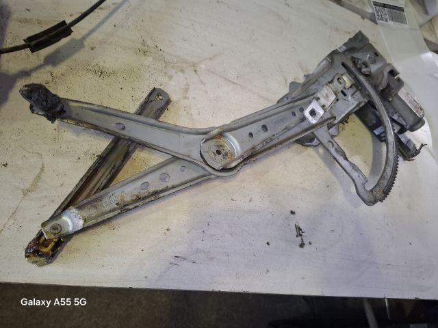 bontott OPEL CORSA C Jobb első Ablakemelő Szerkezet (Elektromos)